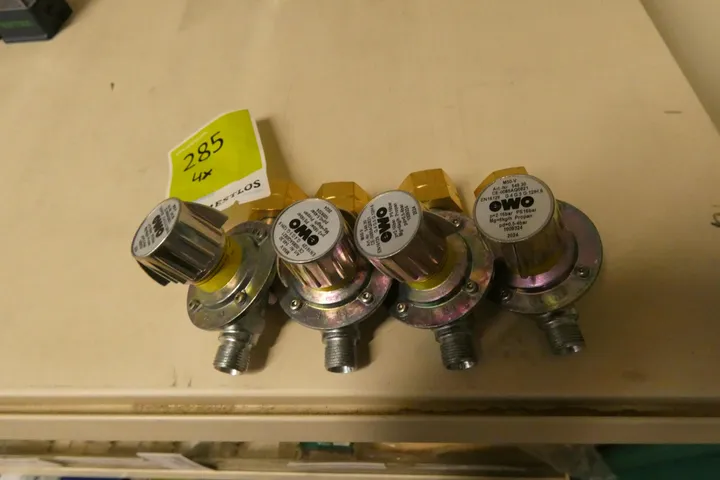 4x ewo Propan-Druckminderer M50-V